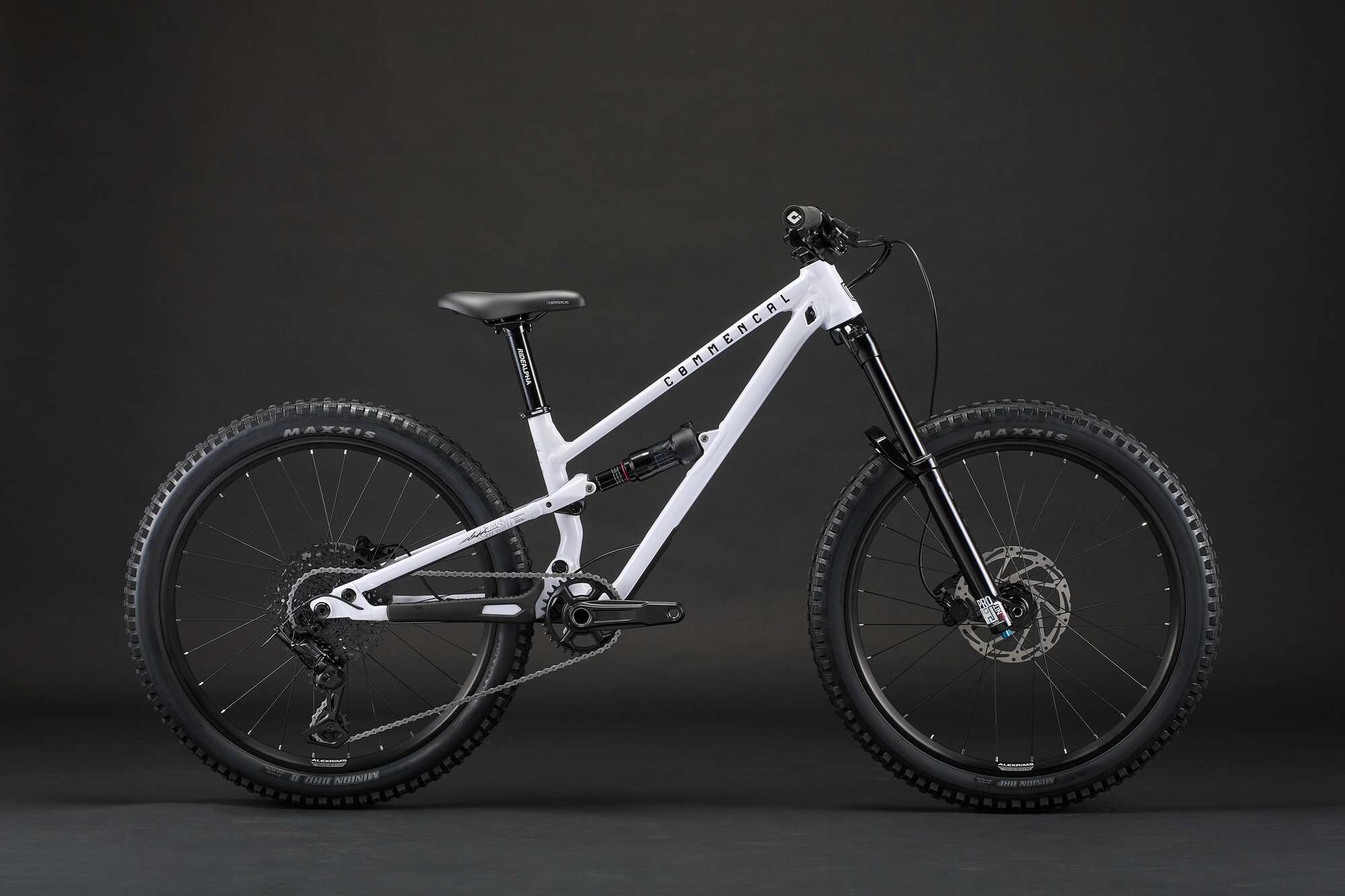 COMMENCAL CLASH 24 PURE WHITE 2026 image number null