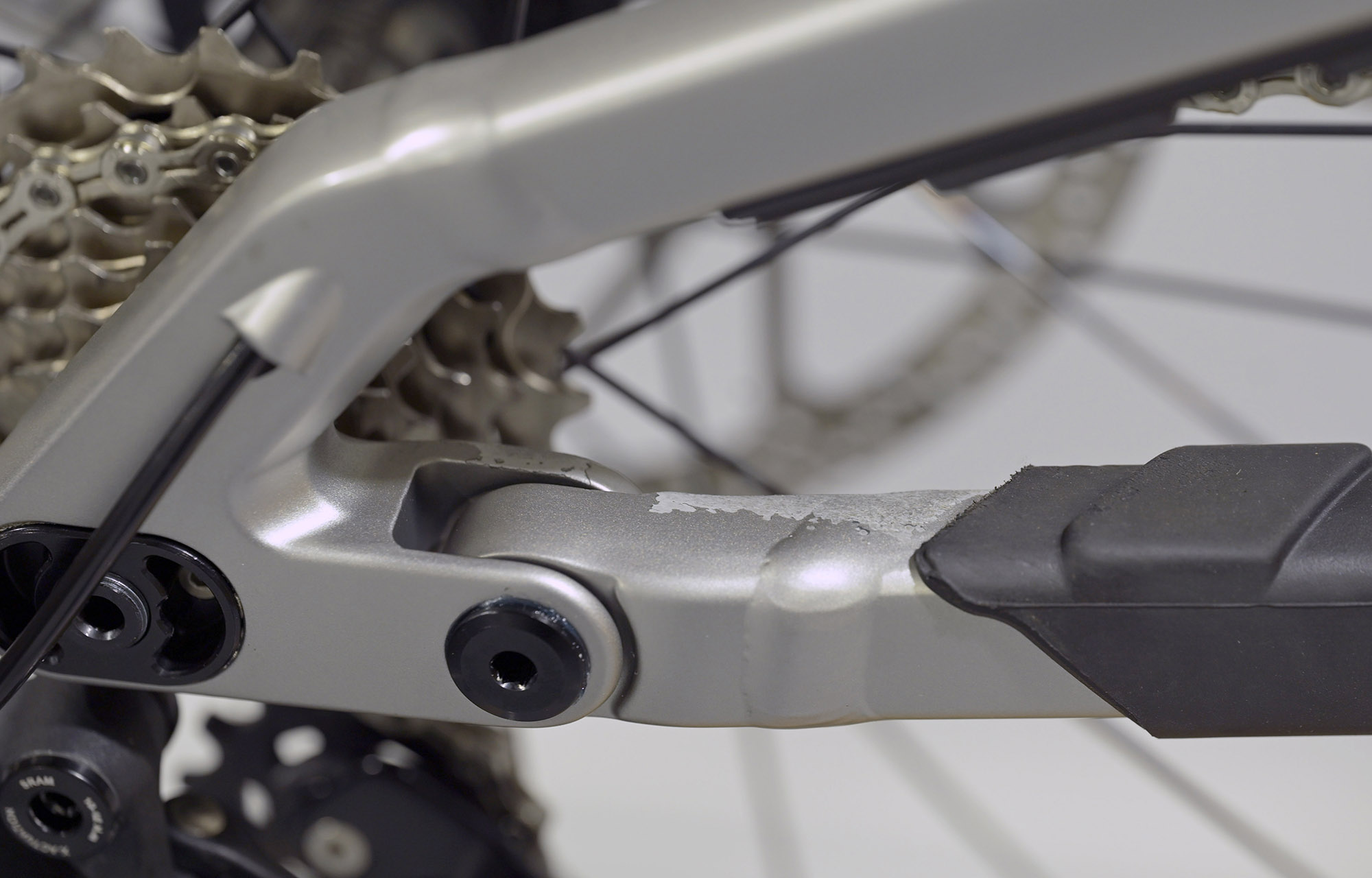 COMMENCAL SUPREME DH V5 ESSENTIAL SILVER - M (23150902) image cover number large 7