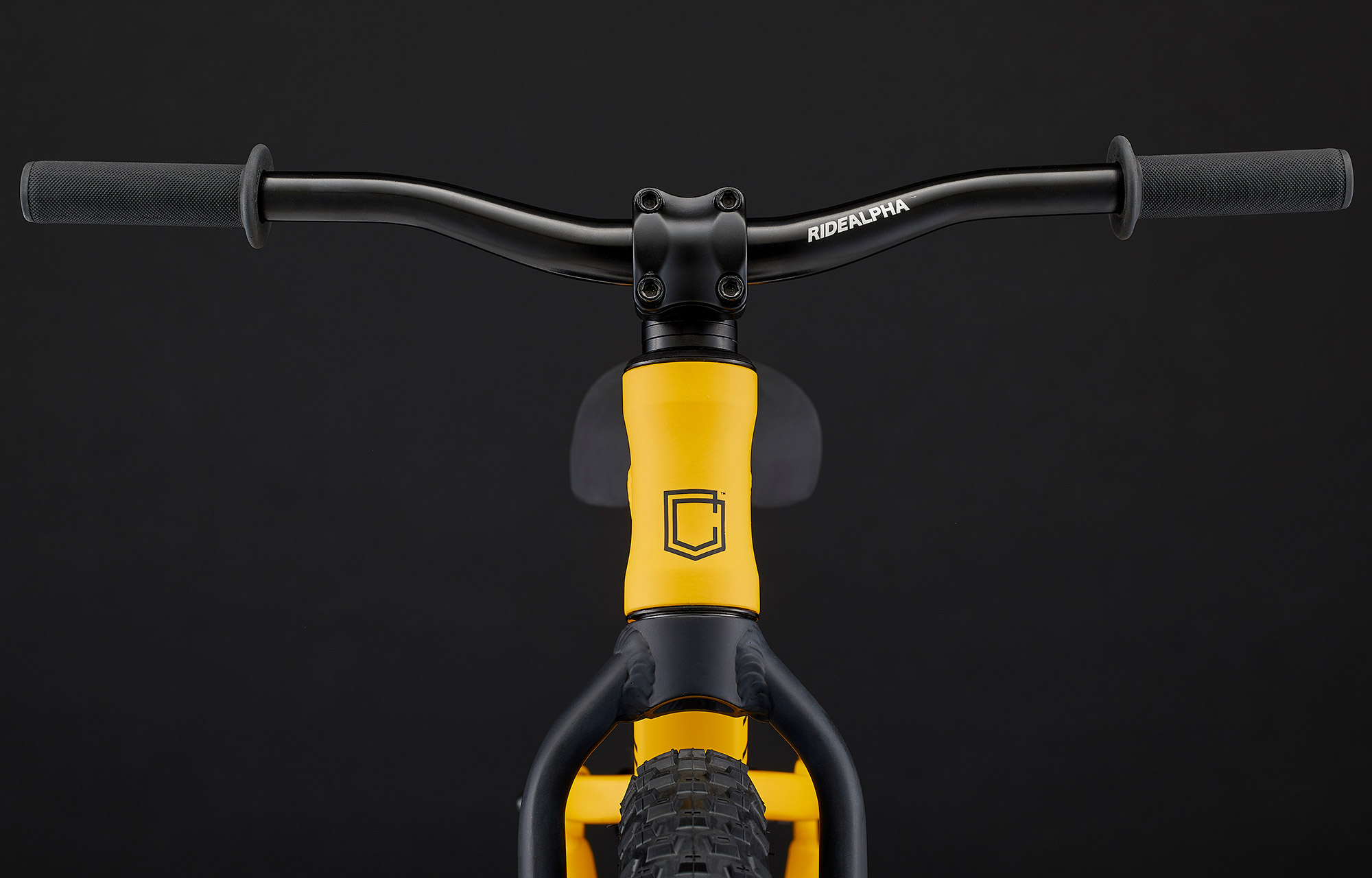 COMMENCAL RAMONES 14 PUSH BIKE OHLINS YELLOW image number null