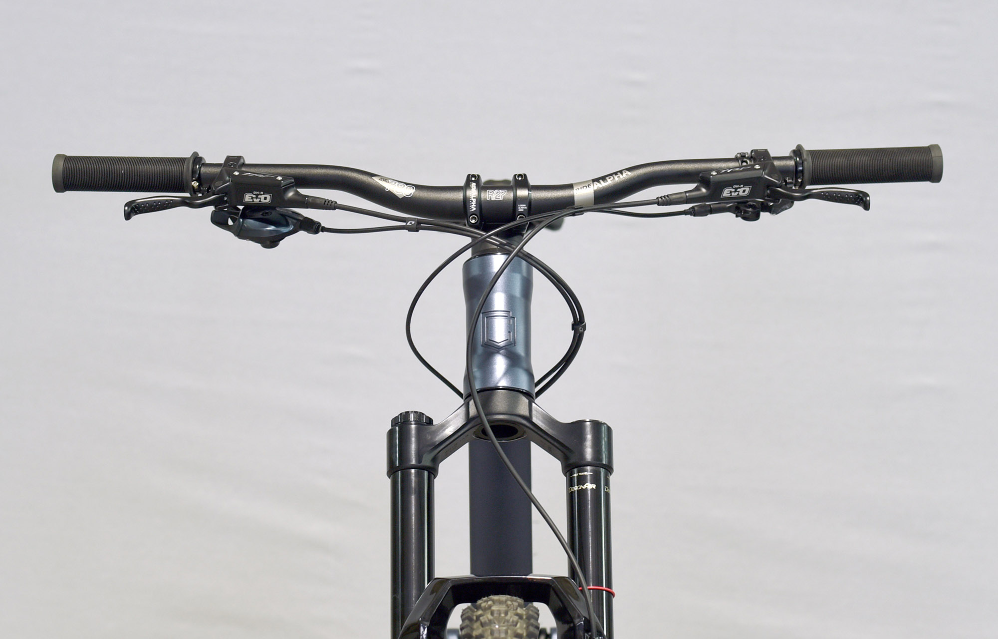 COMMENCAL META SX V5 RACE SPARKLY BLUE - L (23131703) image number null