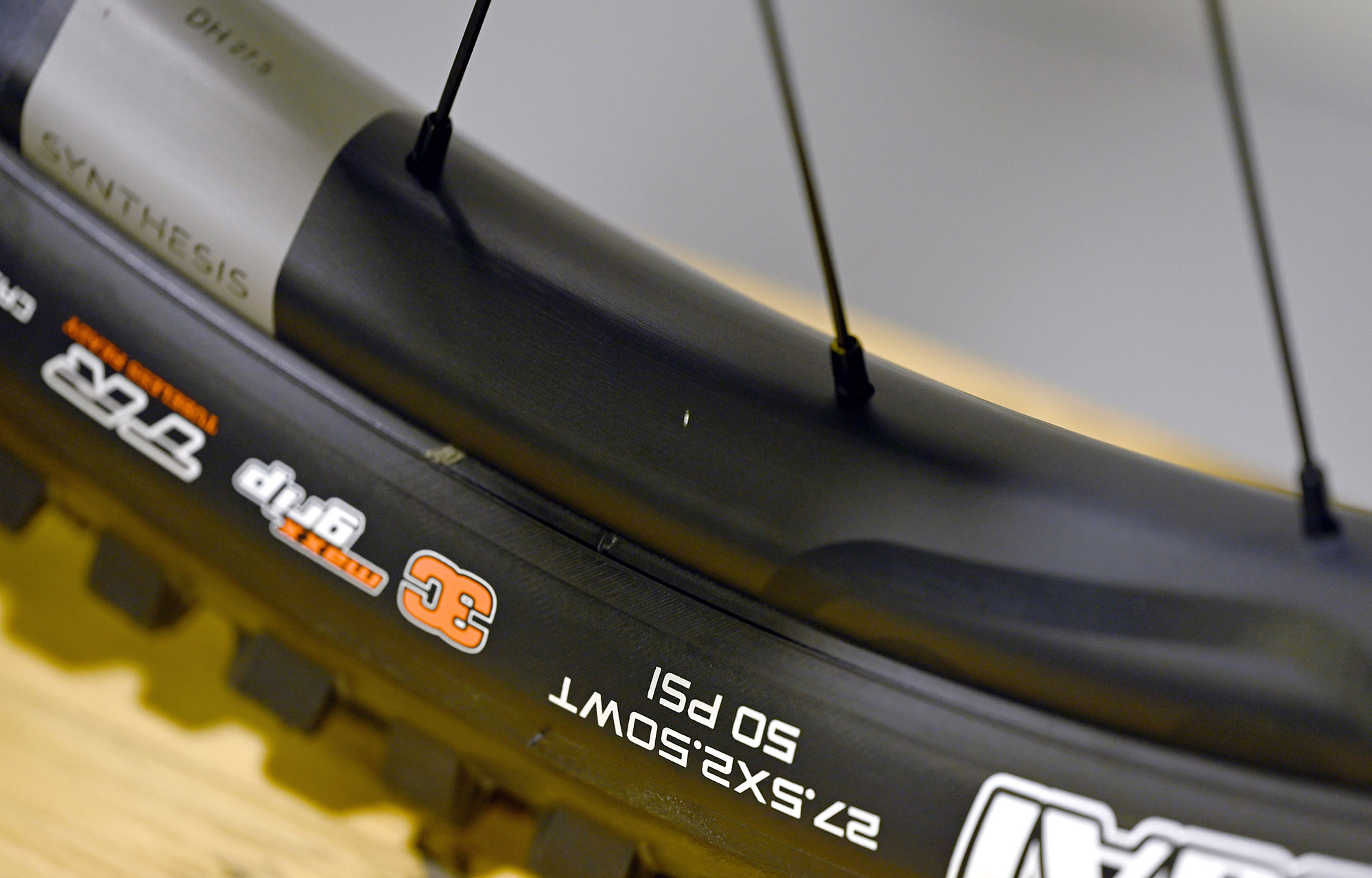 COMMENCAL FRS ULTIMATE WHISTLER EDITION - L (24156303) image number null