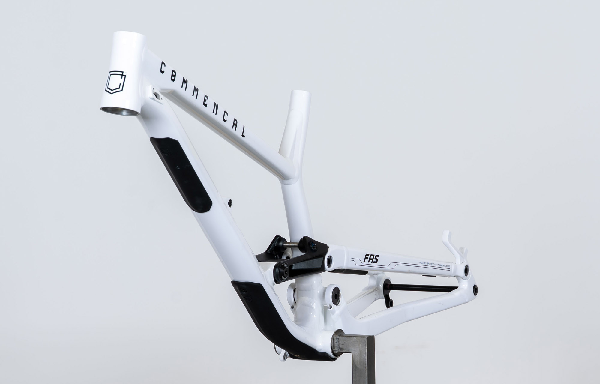 FRAME COMMENCAL FRS PURE WHITE - M (24253902) image large number 6