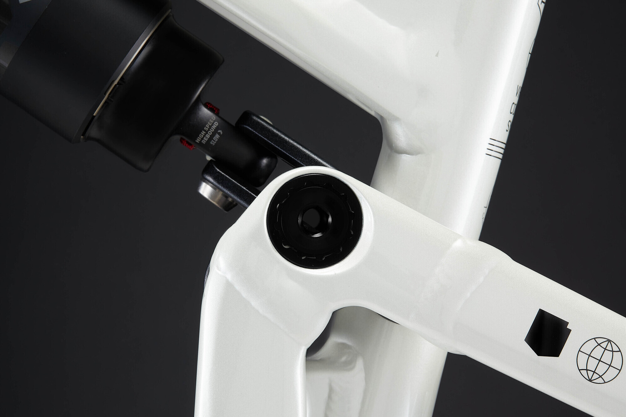 COMMENCAL META SX V5 SIGNATURE CLEAR SILVER image number null