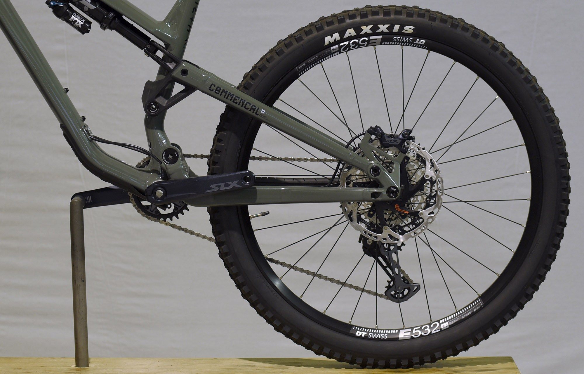 COMMENCAL META SX V4 ESSENTIAL KESWICK GREEN - M (22130702) image number null