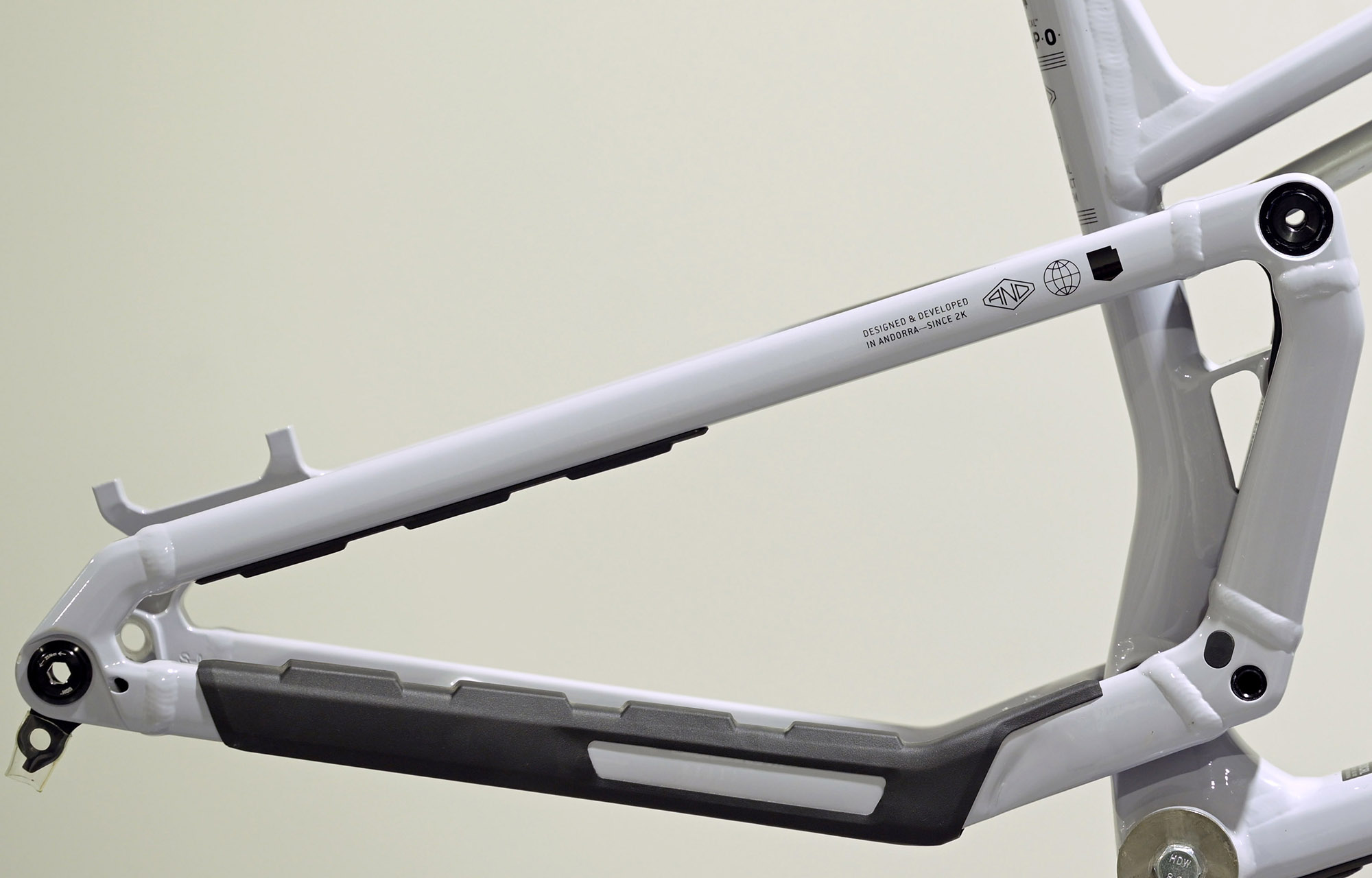 FRAME COMMENCAL T.E.M.P.O. TEAM CLOUD - M (23222402) image cover number large 0