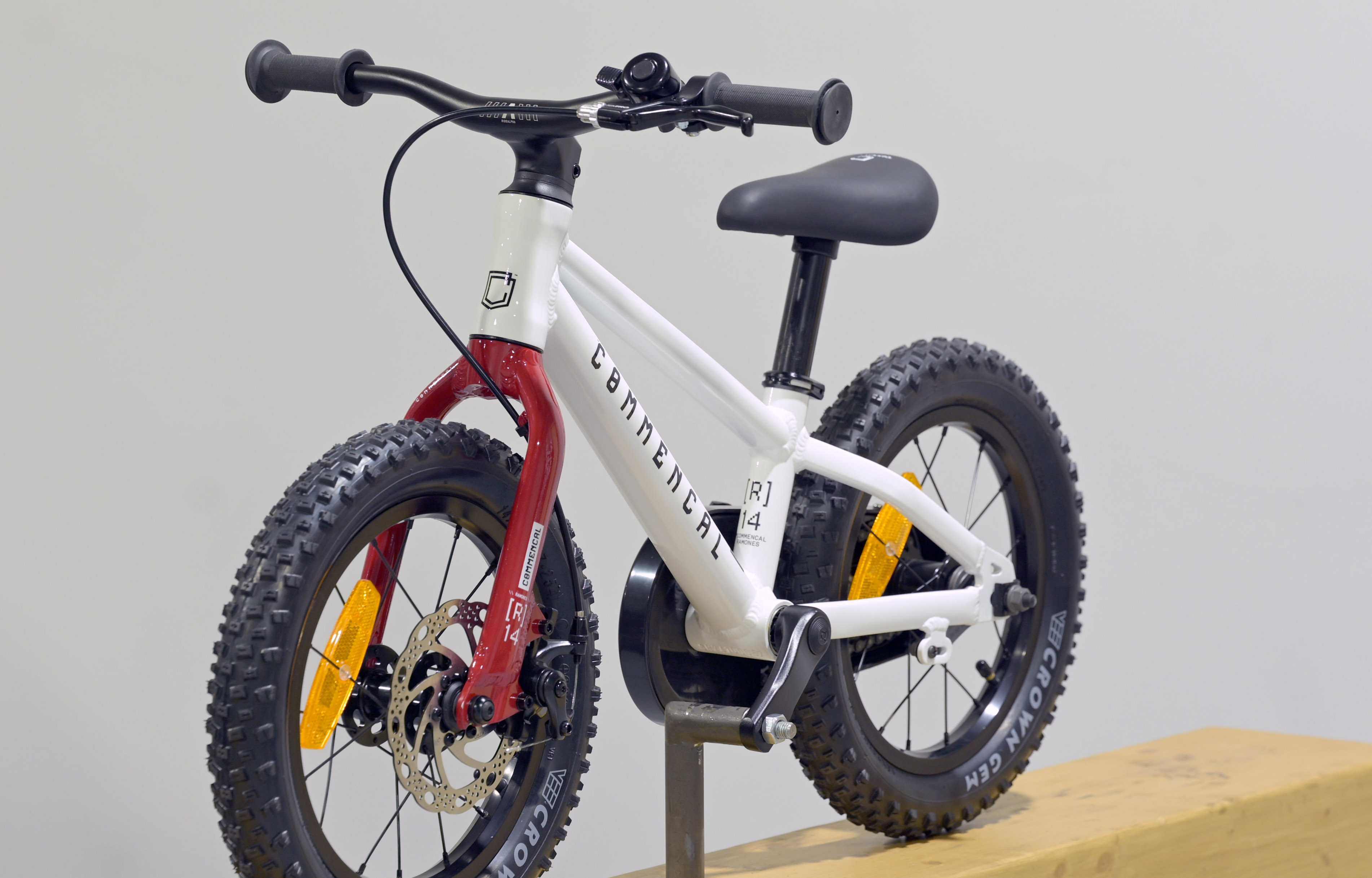 COMMENCAL RAMONES 14 COASTER BRAKE WHITE - (25170900) image cover number large 4