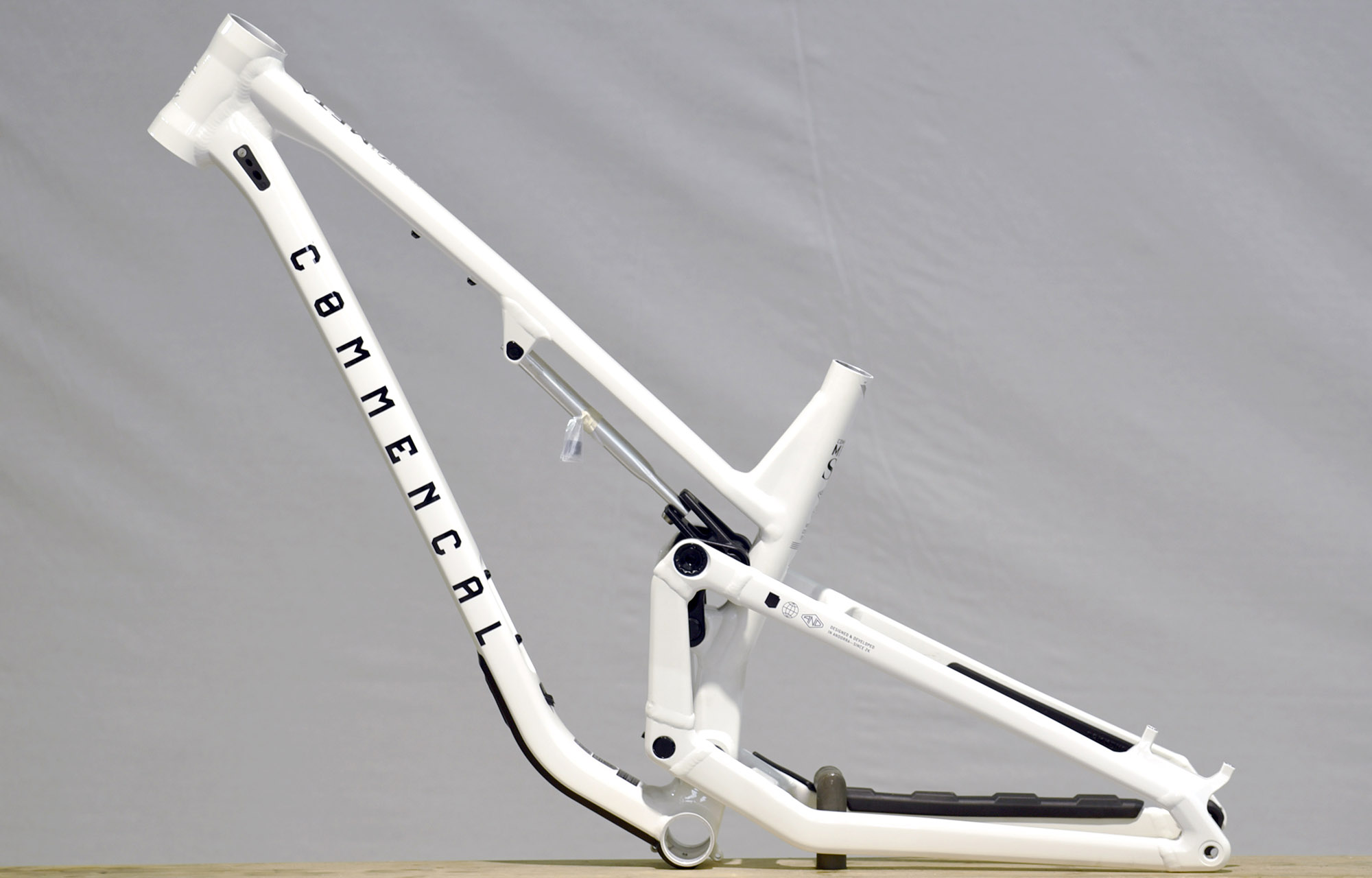 FRAME COMMENCAL META SX V5 PURE WHITE - L (23230703) image number null