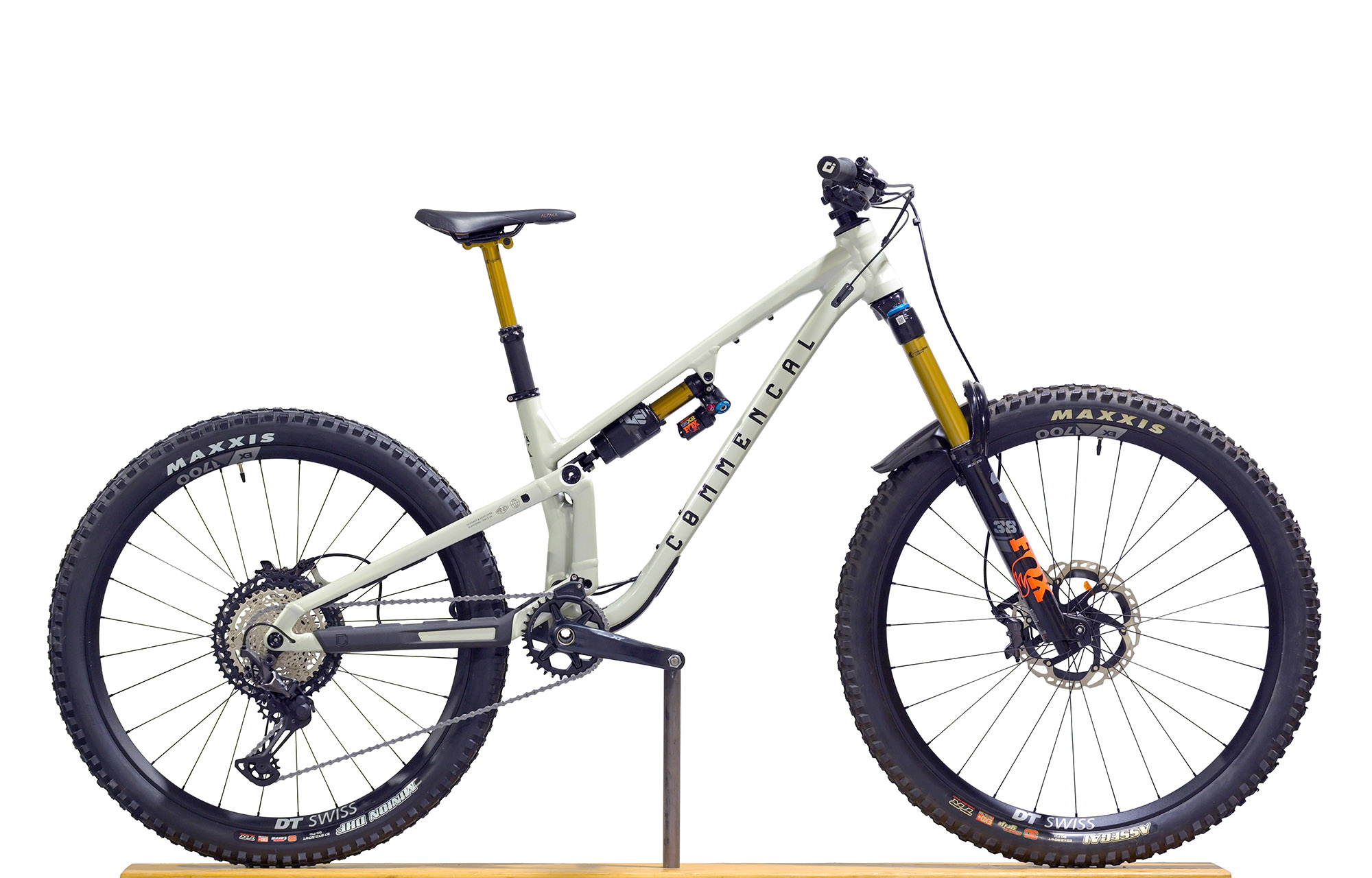 COMMENCAL META SX V5 SIGNATURE CLEAR SILVER - S (23131901) image number null
