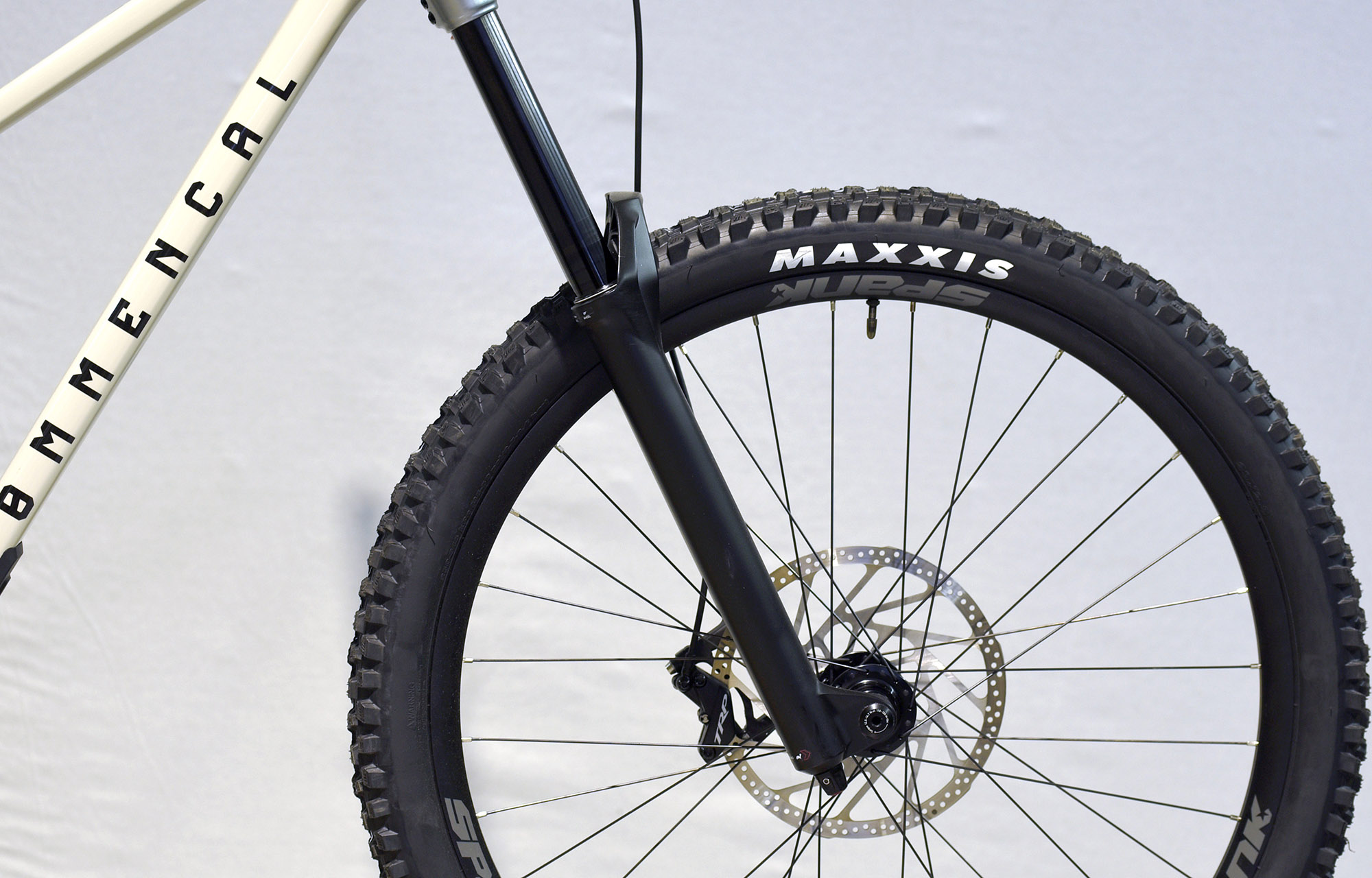 COMMENCAL SUPREME DH V5 RIDE CHALK - L (23150003) image number null