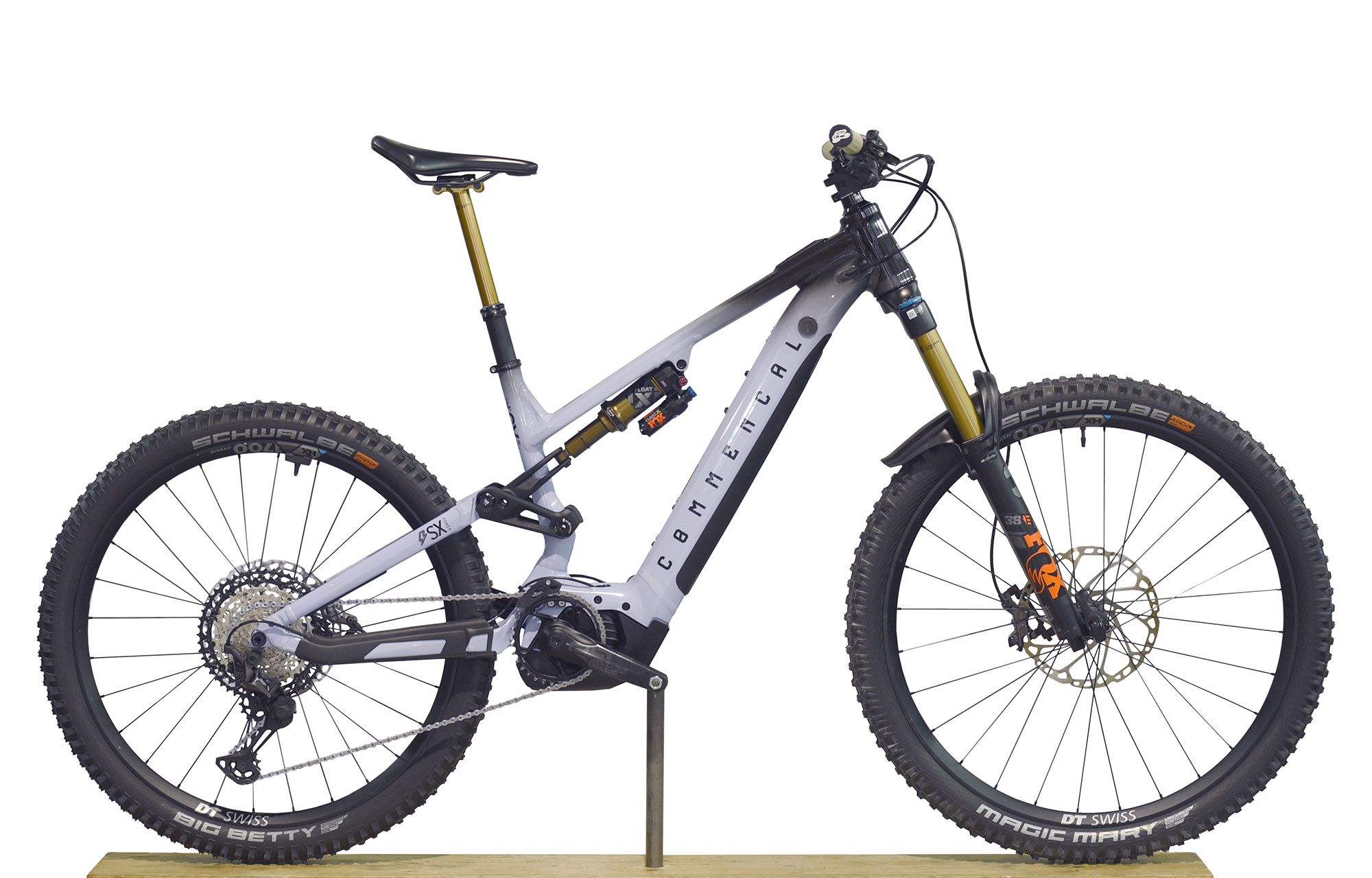 COMMENCAL META POWER SX BOSCH SIGNATURE LIGHT PURPLE / BLACK - M (22180802) 609 km image number null