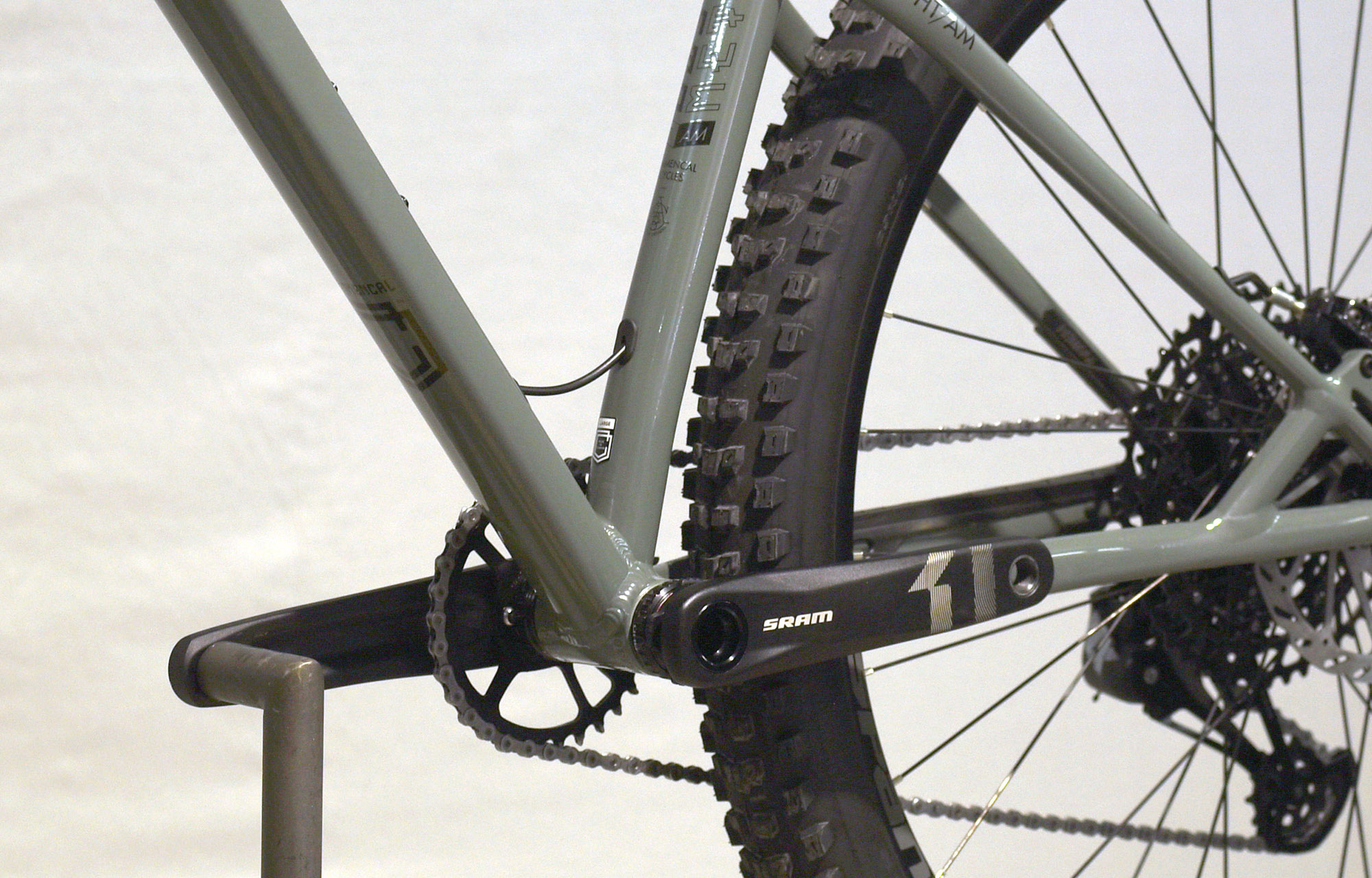COMMENCAL META HT AM ESSENTIAL KESWICK GREEN - L (22130203) image number null