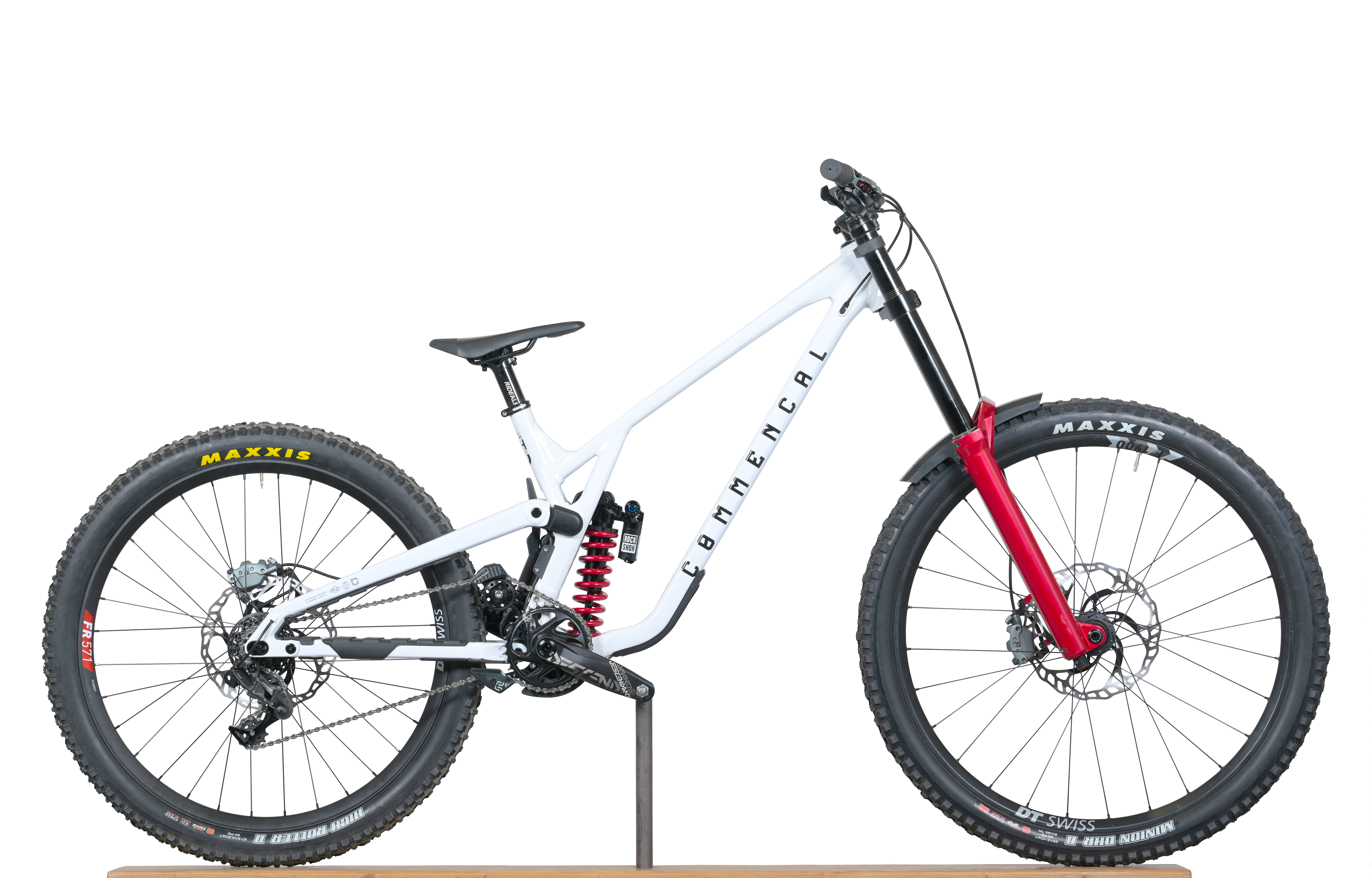 COMMENCAL SUPREME DH V5 ROCKSHOX PURE WHITE - L (24157103) image number null