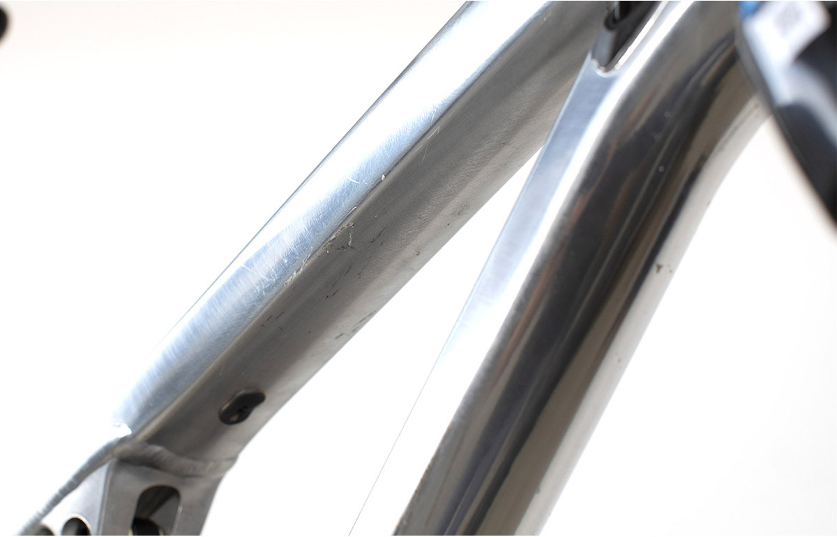 COMMENCAL META SX V4 HIGH POLISHED CRANKBROTHERS ALC - L (22METAAMSGALCL) image number null