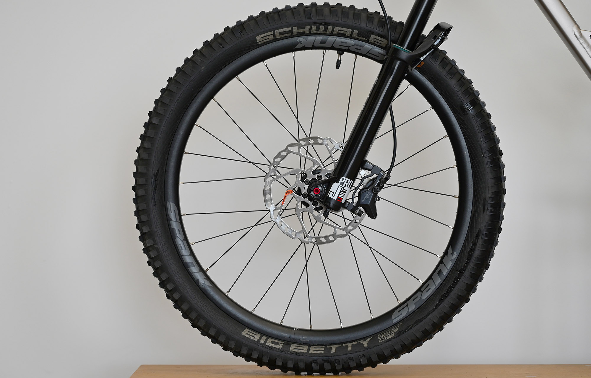 COMMENCAL CLASH 24 V2 CHAMPAGNE (22170600) image cover number large 4