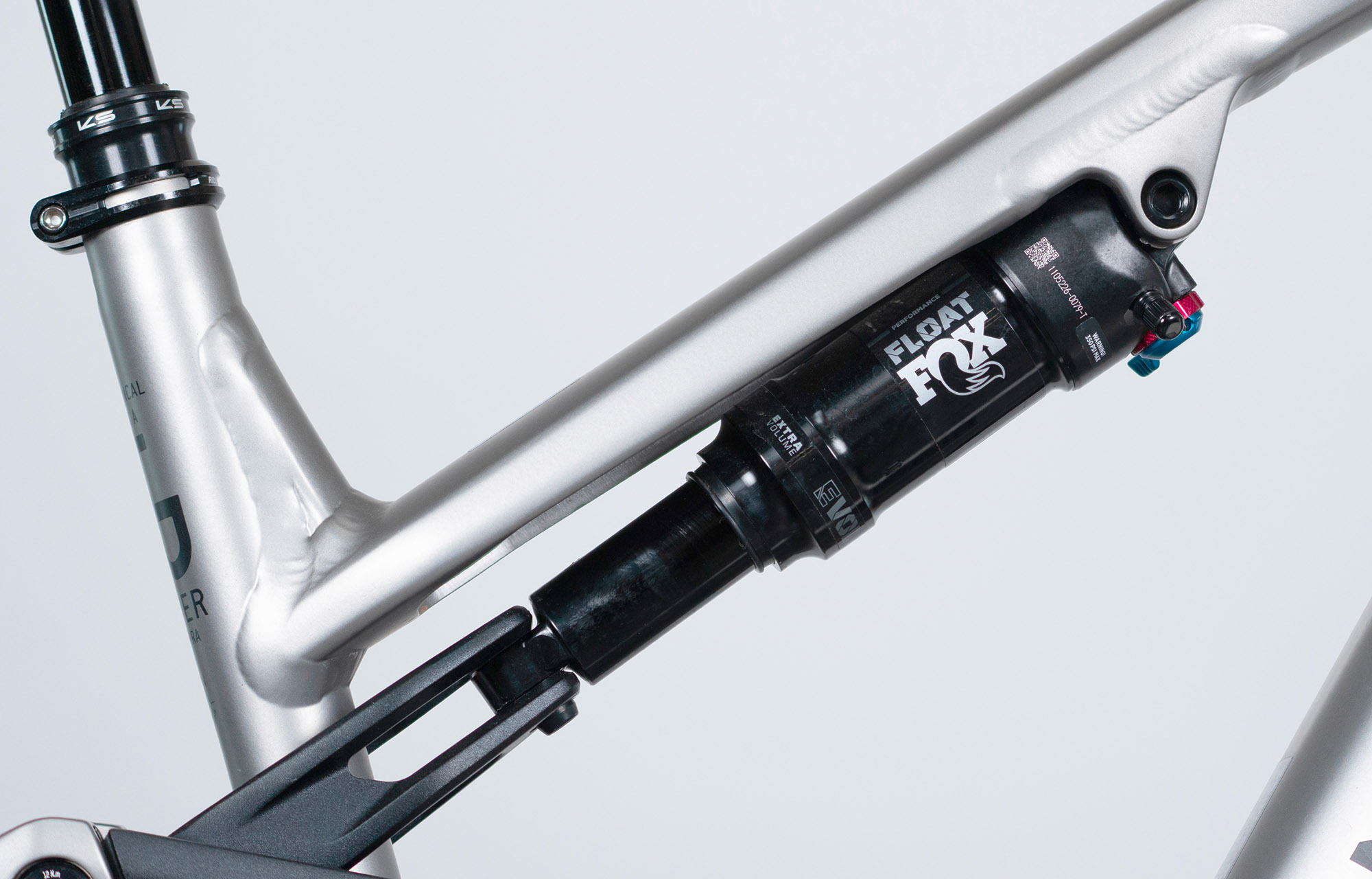 COMMENCAL META POWER TR BOSCH ESSENTIAL SILVER - M (22180202) 43m image number null