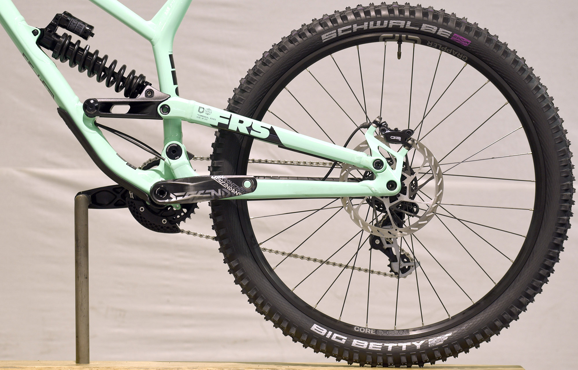 COMMENCAL FRS RIDE EMERALD GREEN - M (23150402) image number null