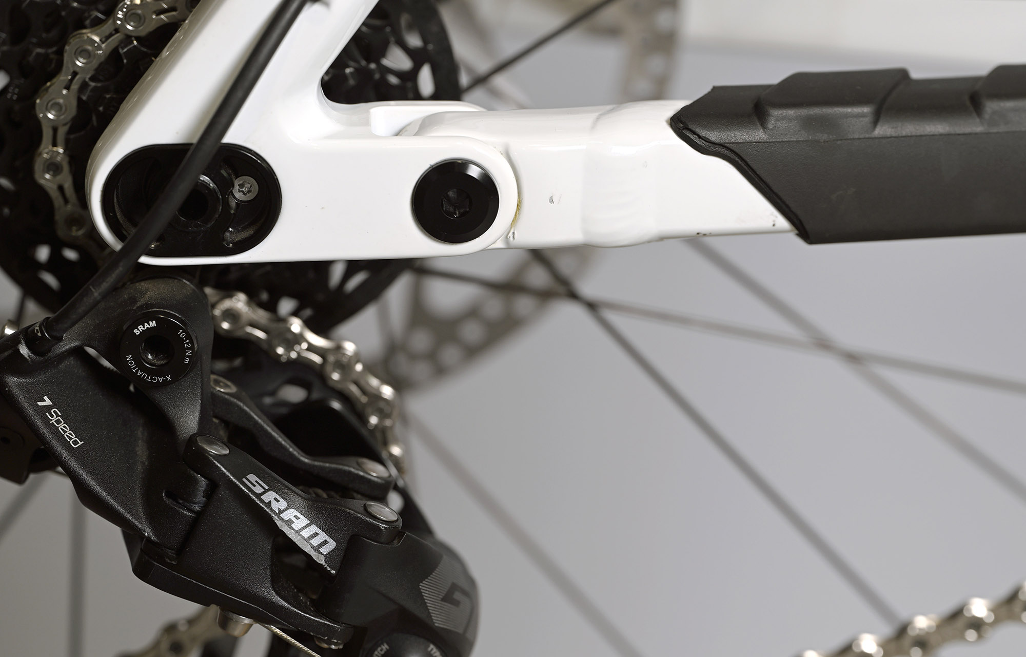 COMMENCAL SUPREME DH V5 SIGNATURE COIL PURE WHITE - S (22150901) image number null