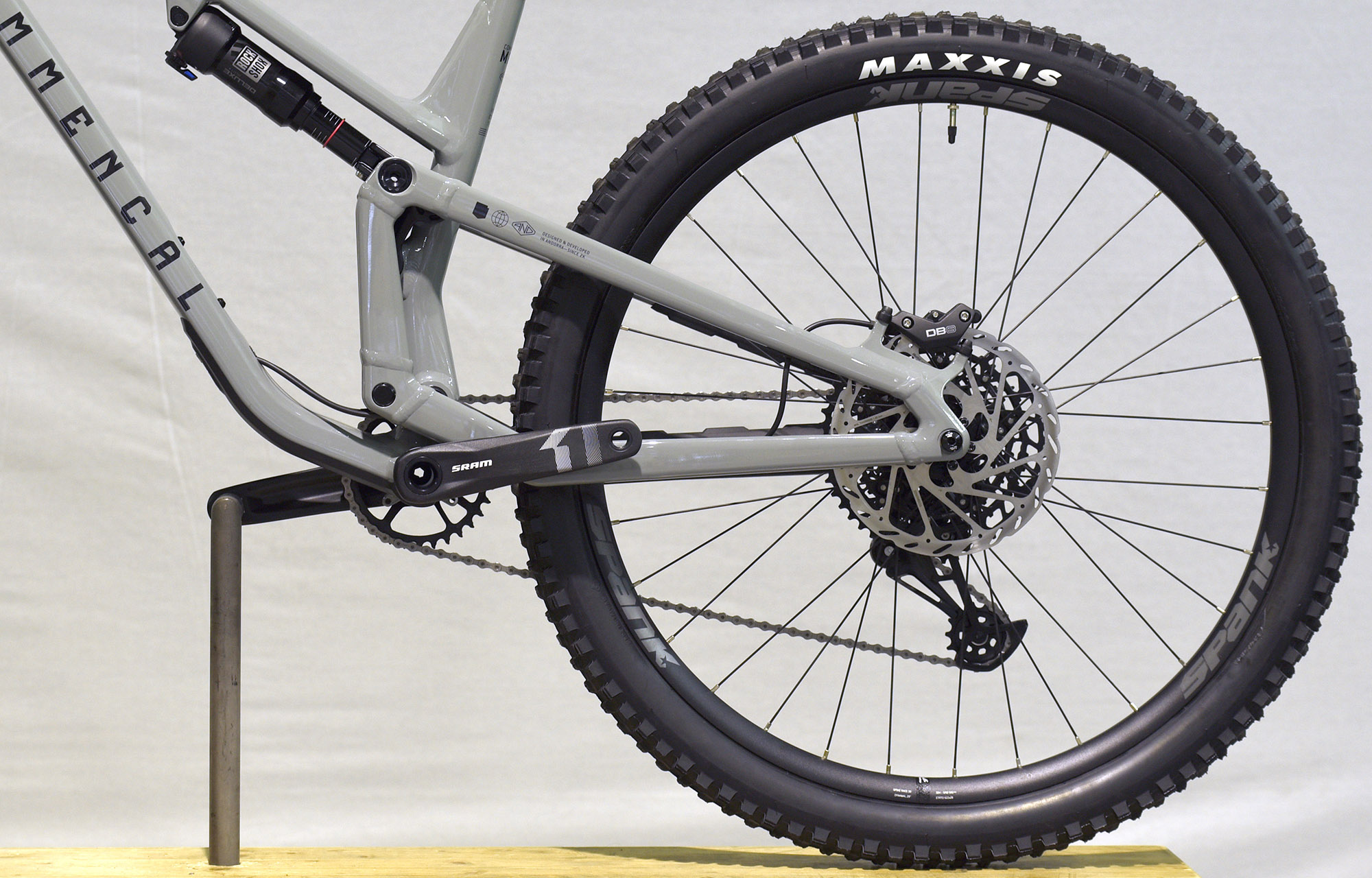 COMMENCAL META V5 RIDE PYRITE GREY - L (23120703) image number null