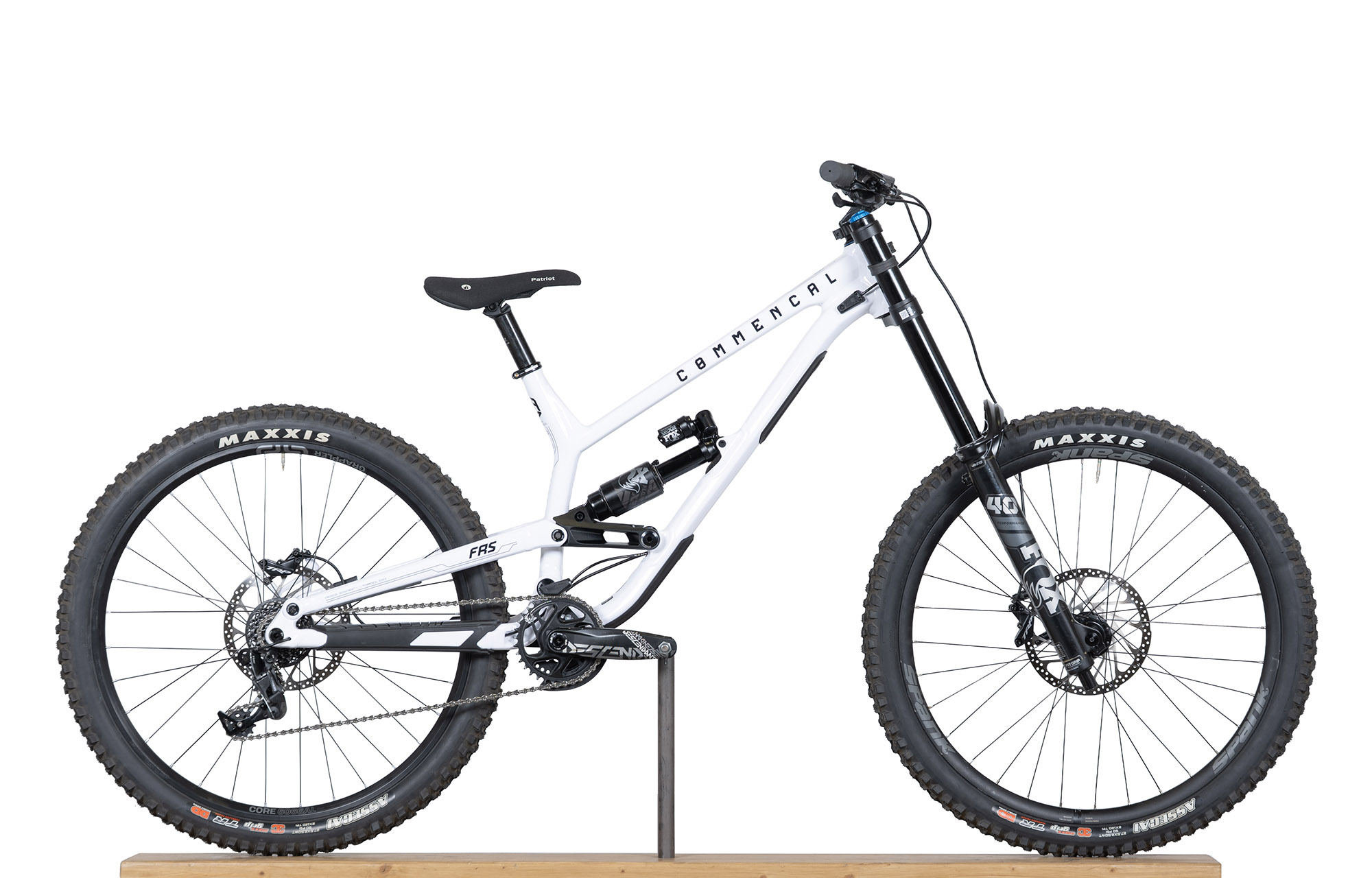 COMMENCAL FRS ESSENTIAL PURE WHITE - M (22151902) image number null