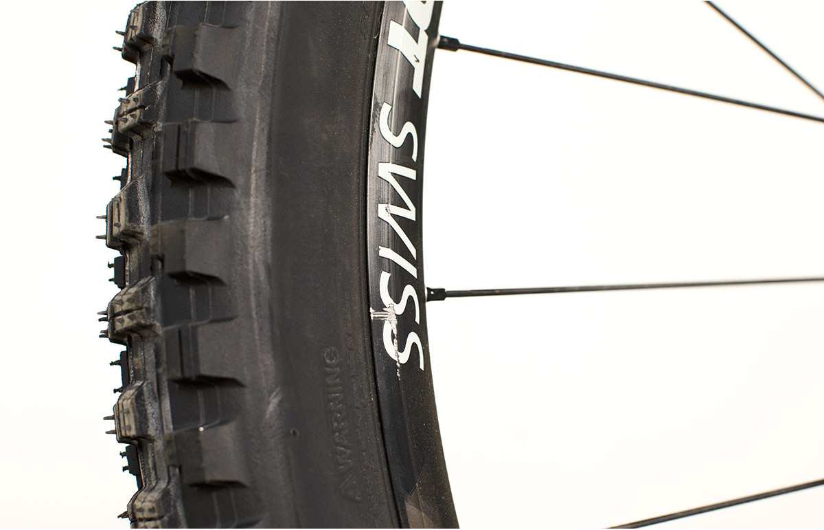 COMMENCAL META TR 29 RACE MATTE GRAPHITE (M) image number null