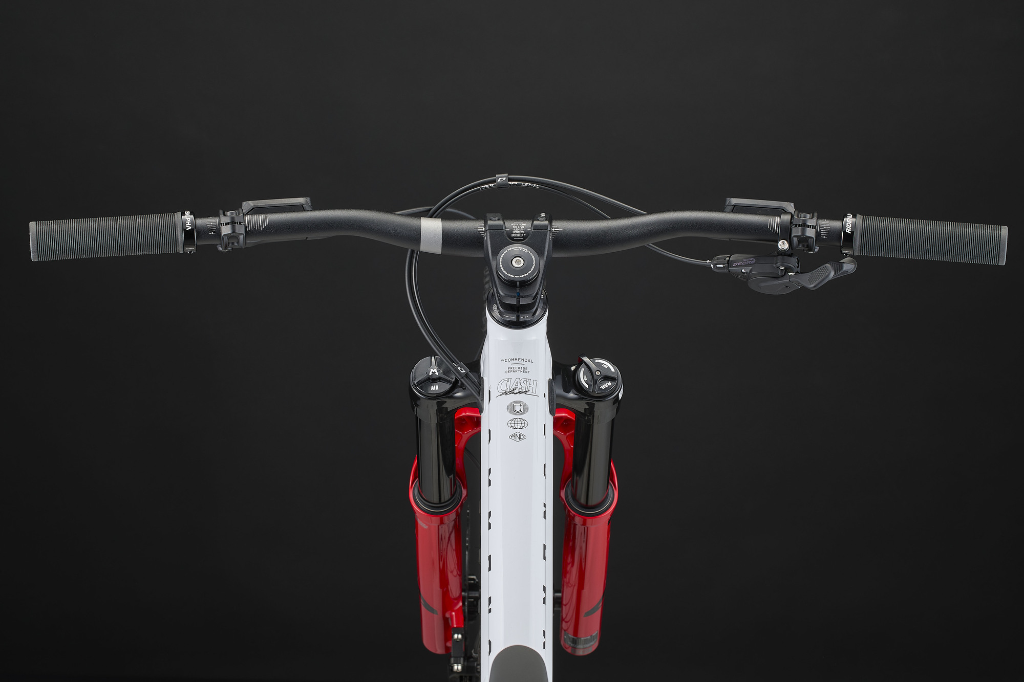 COMMENCAL CLASH ORIGIN MARZO PURE WHITE 2026 image number null
