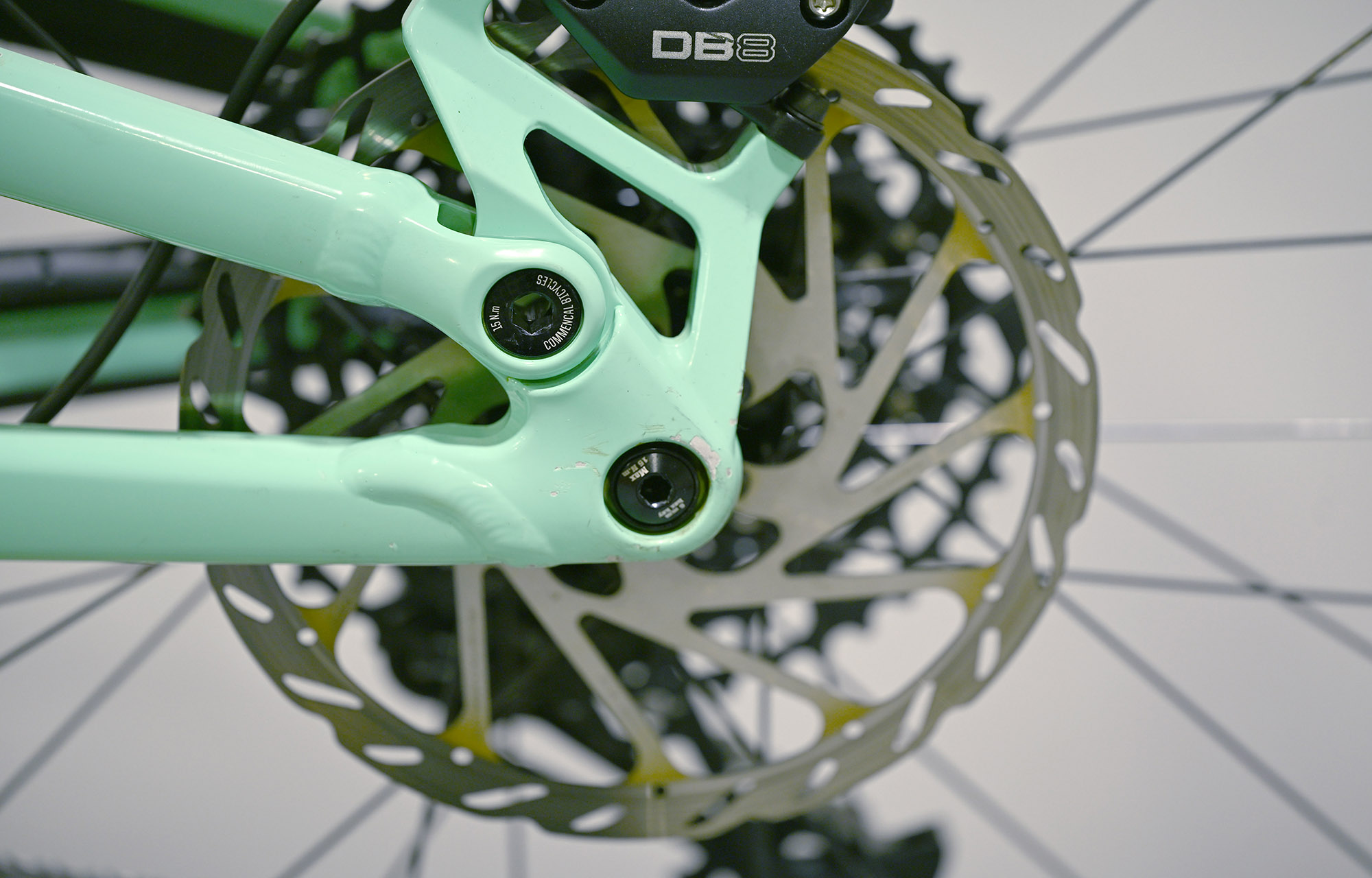 COMMENCAL CLASH RIDE EMERALD GREEN - L (23130103) image cover number large 5