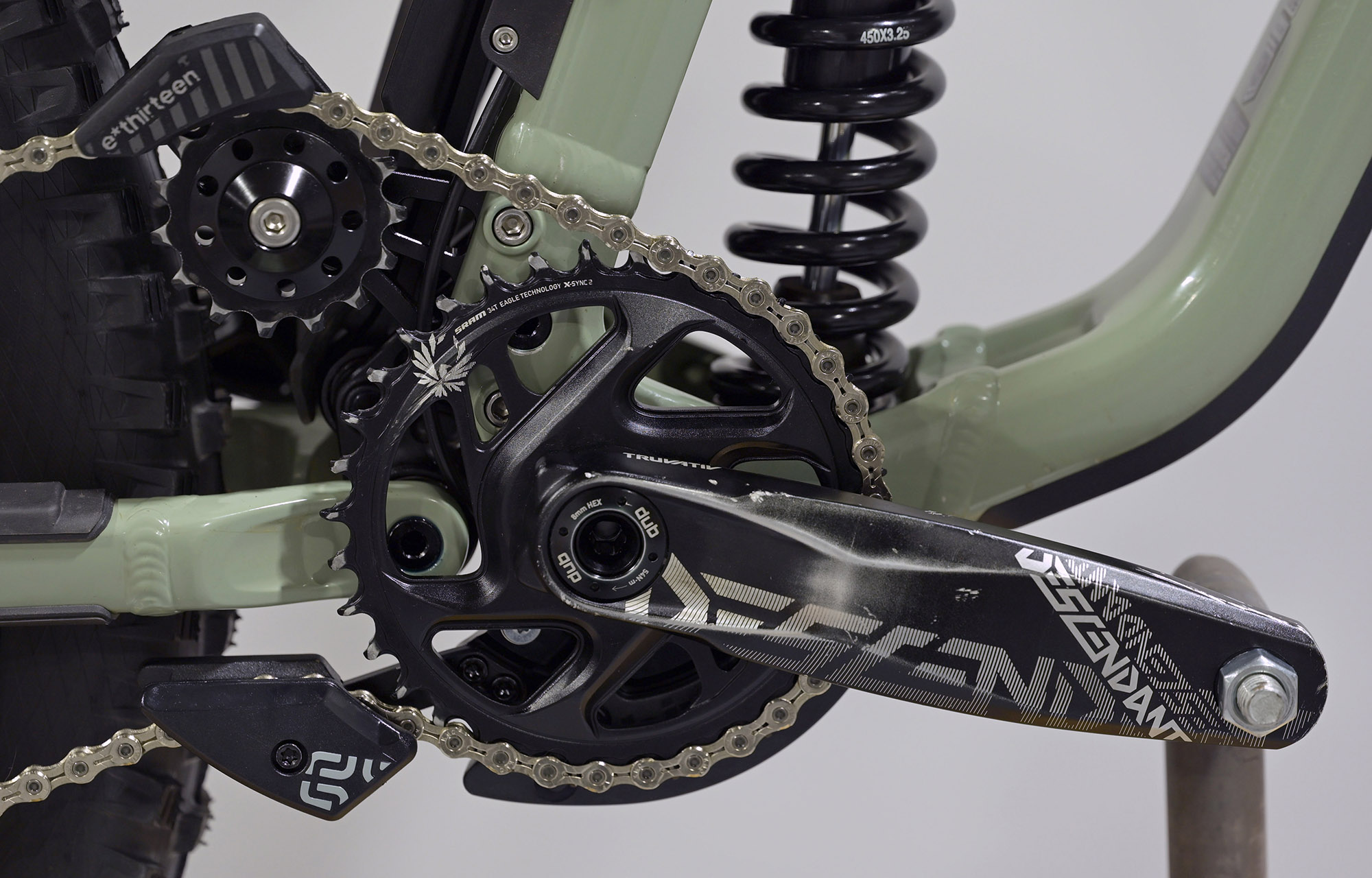 COMMENCAL SUPREME DH V5 ESSENTIAL HERITAGE GREEN - M (22150802) image cover number large 9