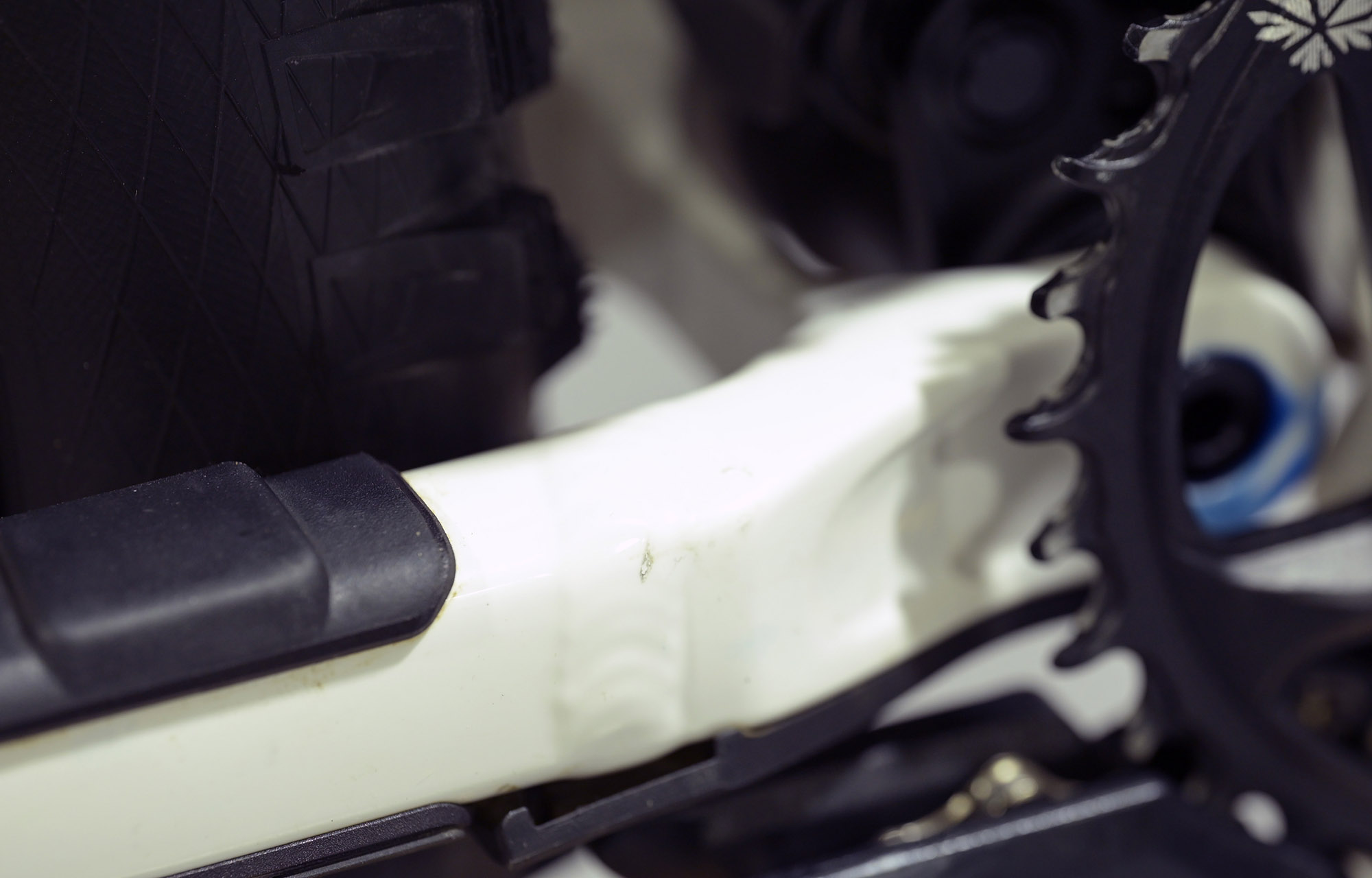 COMMENCAL SUPREME DH V5 ROCKSHOX PURE WHITE - M (24157102) image cover number large 9