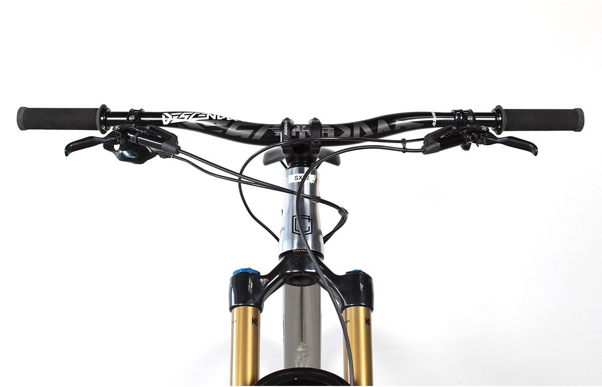 COMMENCAL META SX V4 HIGH POLISHED CRANKBROTHERS ALC - L (22METAAMSGALCL) image number null