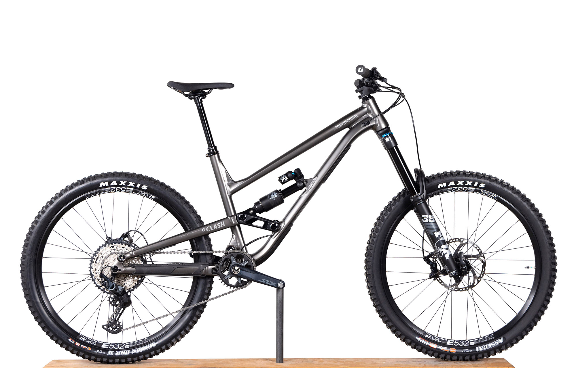 COMMENCAL CLASH ESSENTIAL DARK SLATE (L) image number null