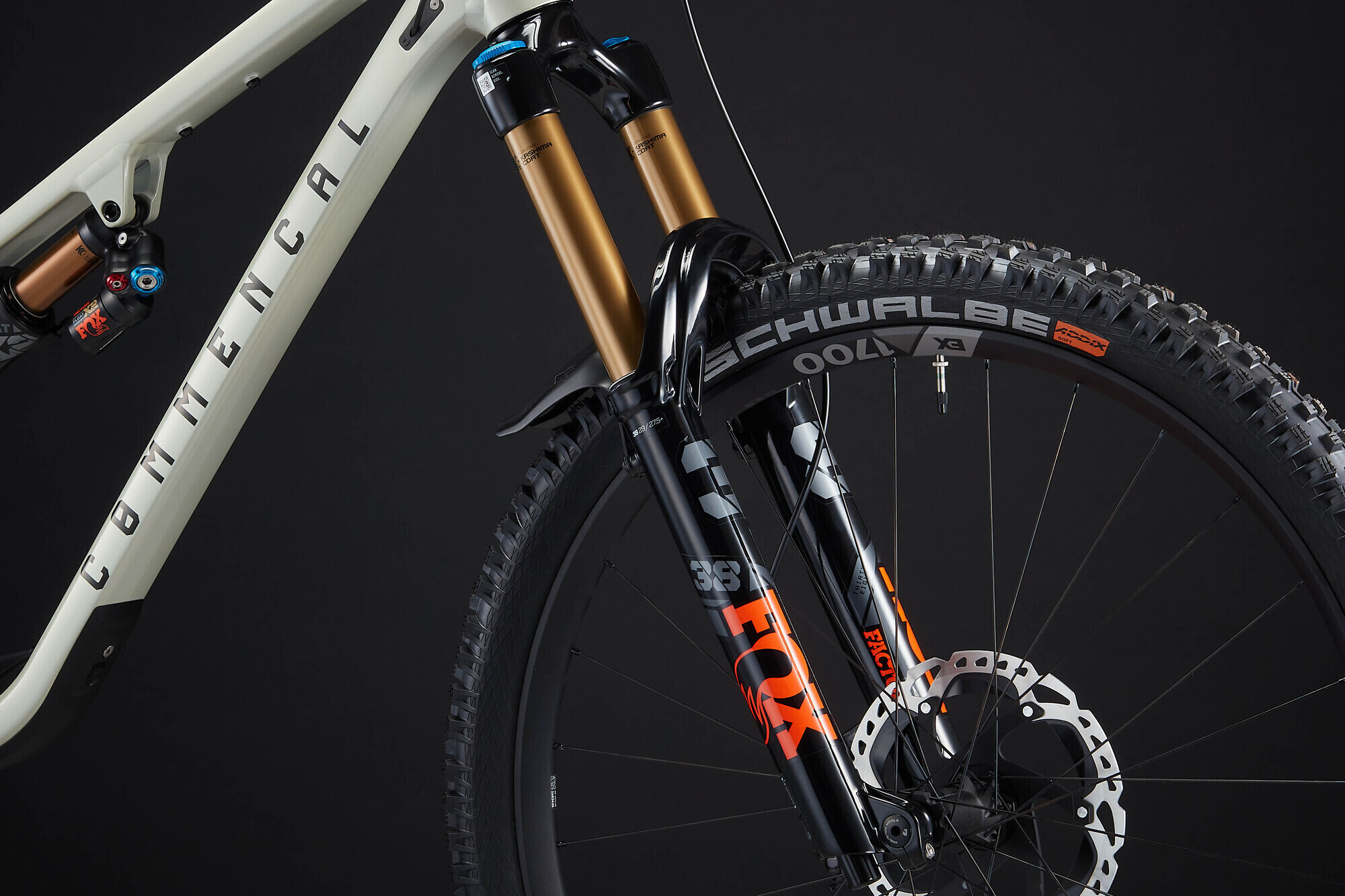 COMMENCAL META SX V5 SIGNATURE CLEAR SILVER image number null