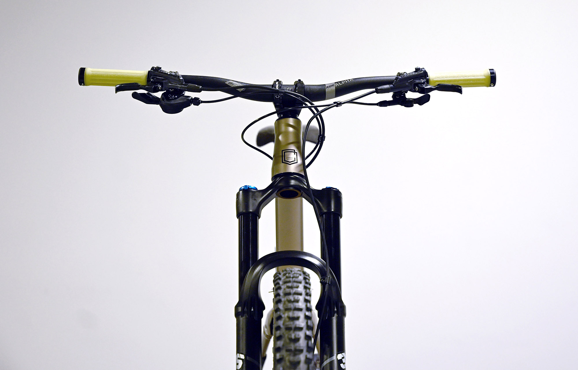 COMMENCAL CLASH JR CHAMPAGNE - (22170700) image cover number large 3