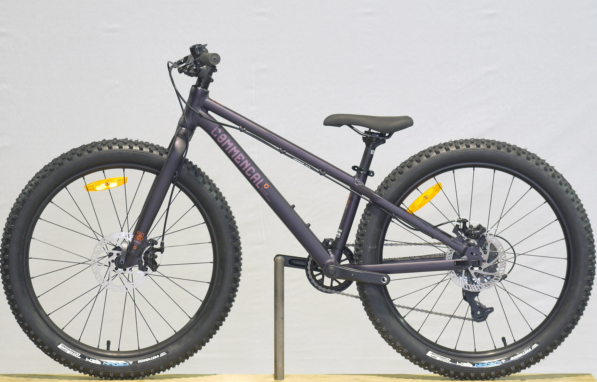 COMMENCAL RAMONES 24 PURPLE - (22172400) image number null