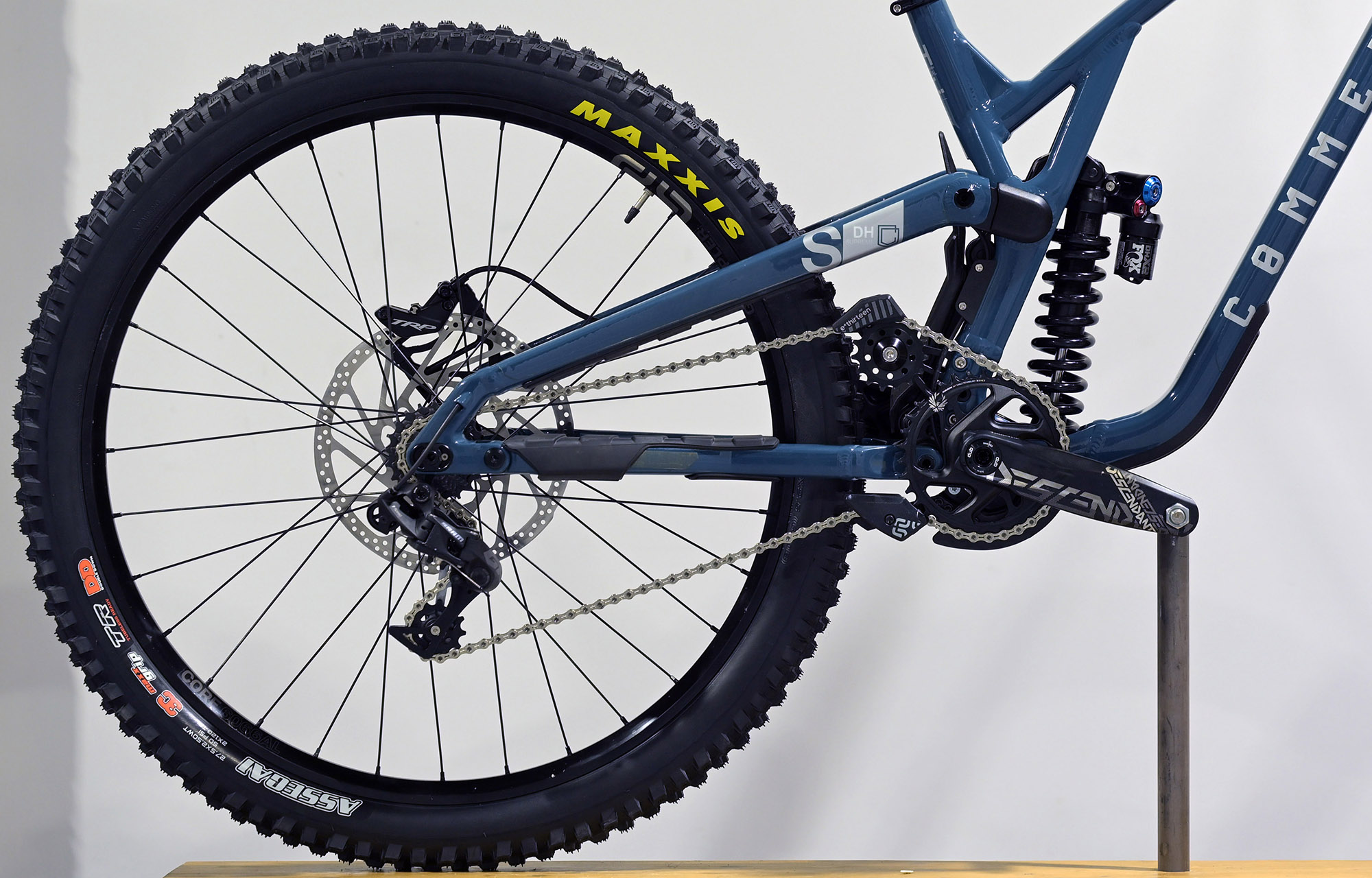 COMMENCAL SUPREME DH V5 ESSENTIAL AQUA BLUE - M (23150102) image cover number large 0