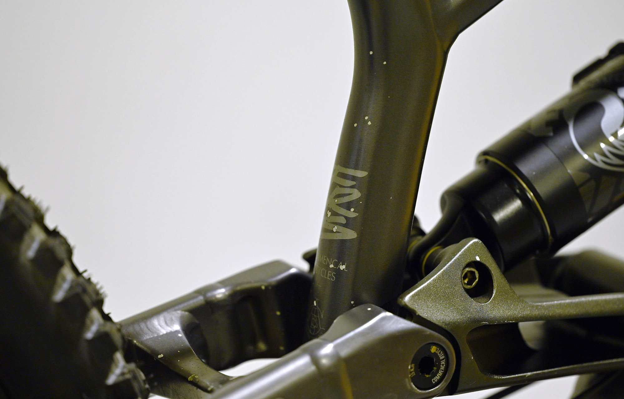 COMMENCAL FRS ESSENTIAL DARK SLATE - M (22150502) image number null