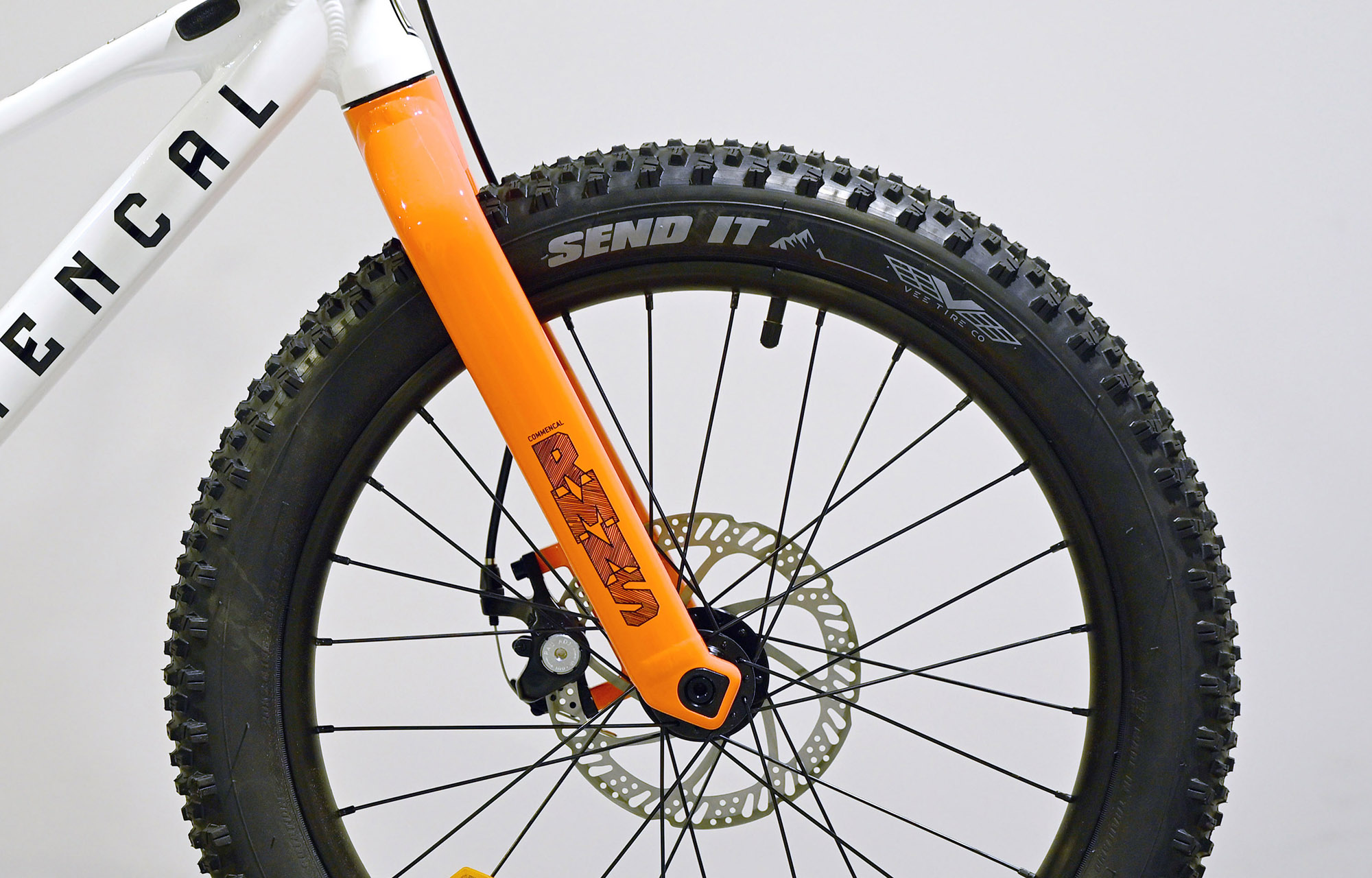 COMMENCAL RAMONES 20 REVOSHIFT PURE WHITE - (23177852) image cover number large 1