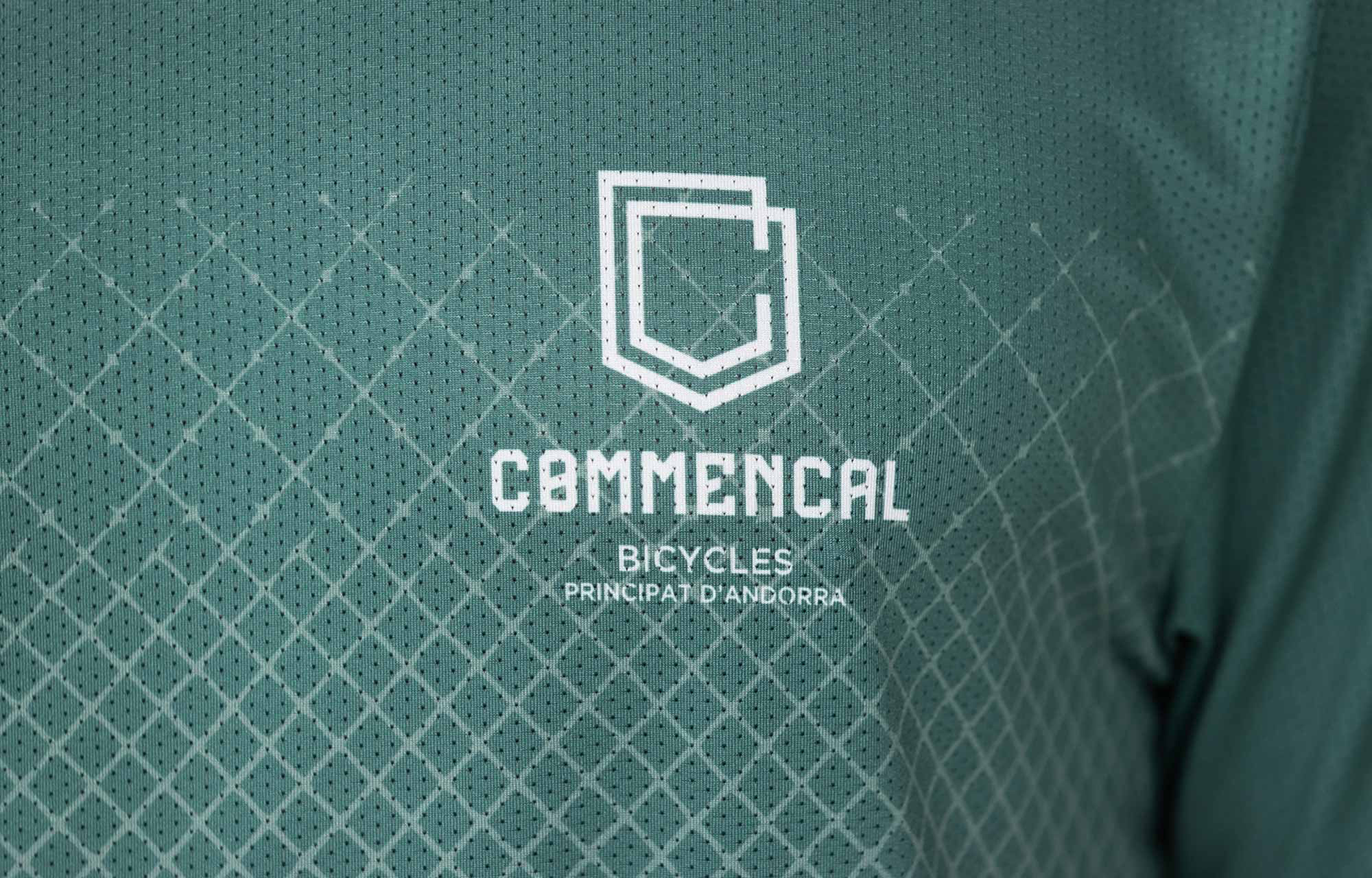 JERSEY MANGAS CORTAS COMMENCAL GREEN image number 3