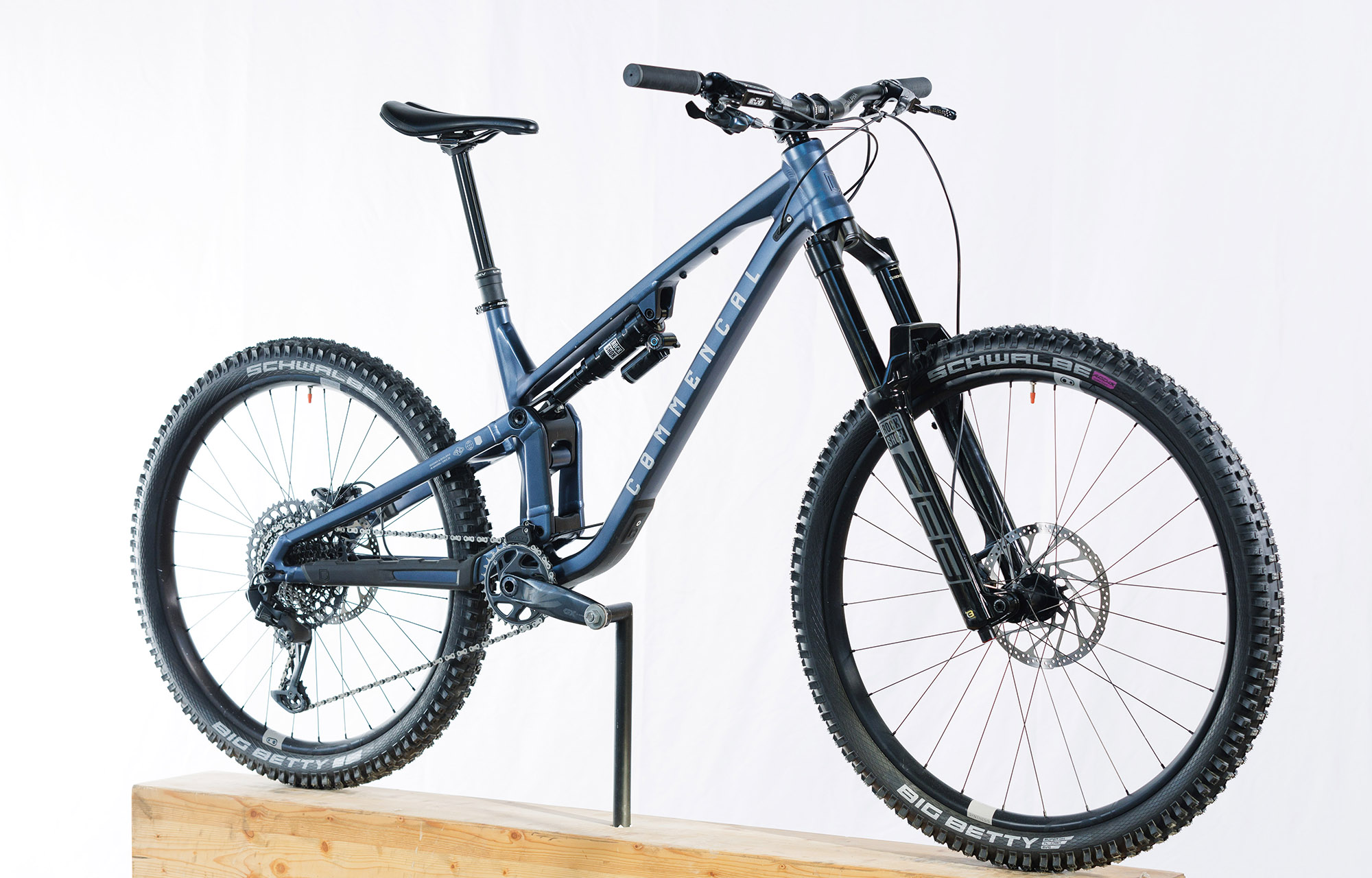 COMMENCAL META SX V5 RACE SPARKLY BLUE - M (23131702) image cover number large 3