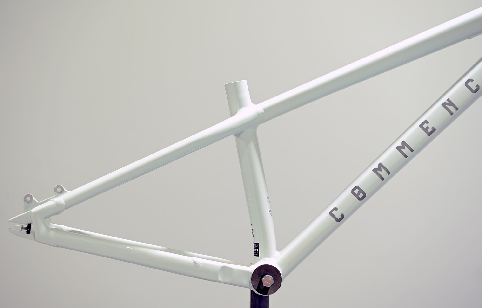 FRAME COMMENCAL ABSOLUT PURE WHITE - M (22240402) image number null